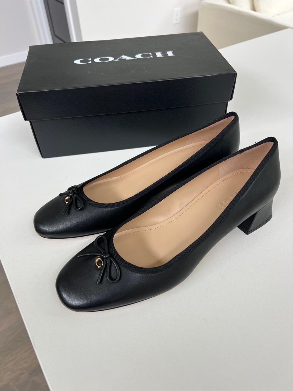 Coach Ava black leather ballet ballerina pumps small block heels size 10